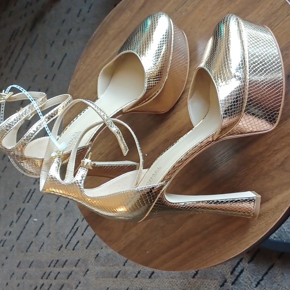 Michael Kors MARTINA METALLIC SNAKE EMBOSSED LEATHER ROUND TOE PALE GOLD NEW 7.5 - Picture 10 of 15